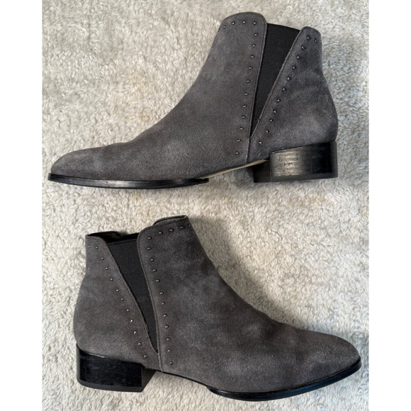 Donald J Pliner Gavi Gray Suede Studded Chelsea Ankle Boots Womens Size 8.5 - Picture 4 of 9